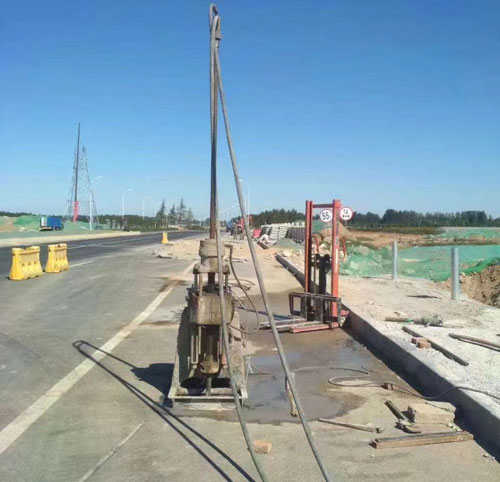 察哈尔右翼前公路高聚物注浆加固